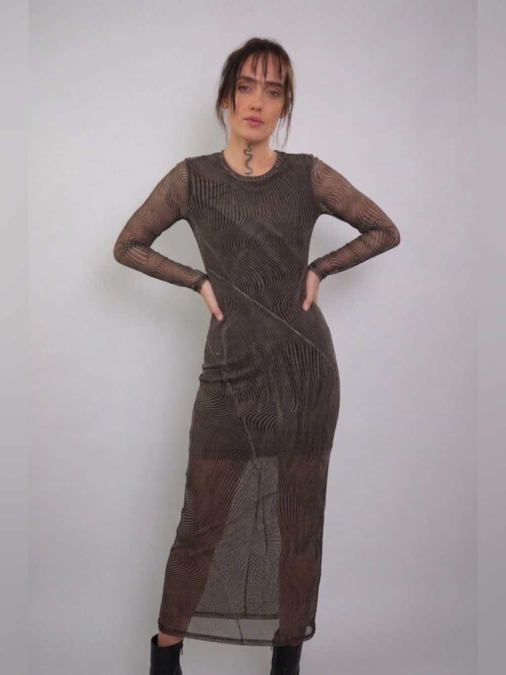 Rachel Zoe Long-Sleeve Wave-Print Maxi Dress - Gray